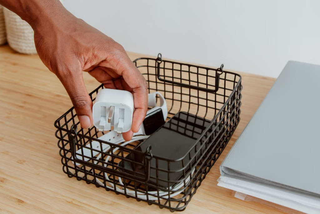 Universal travel adapter selection guide for importers and brands
